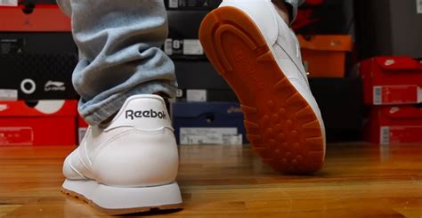 how to clean reebok classics